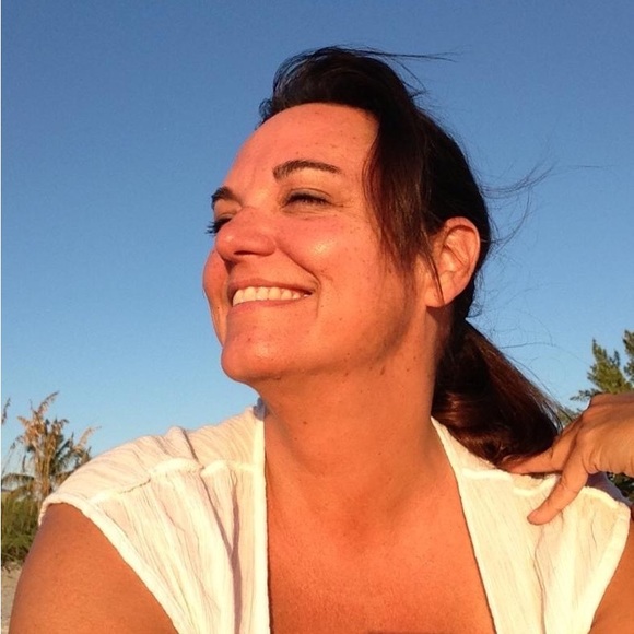 Meet your Posher, Mary - Picture 1 of 1